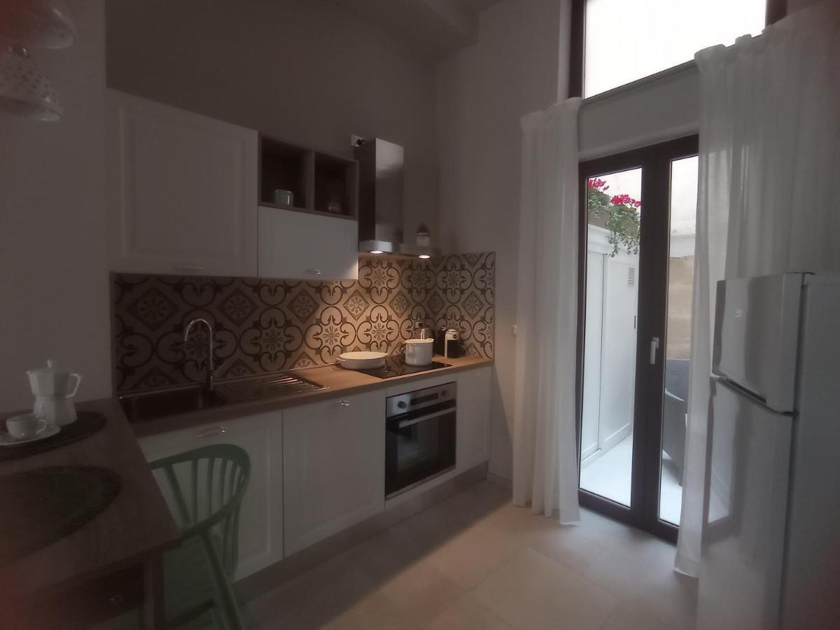 Happynesshouse_Locazione Turistica Apartamento Trani Exterior foto