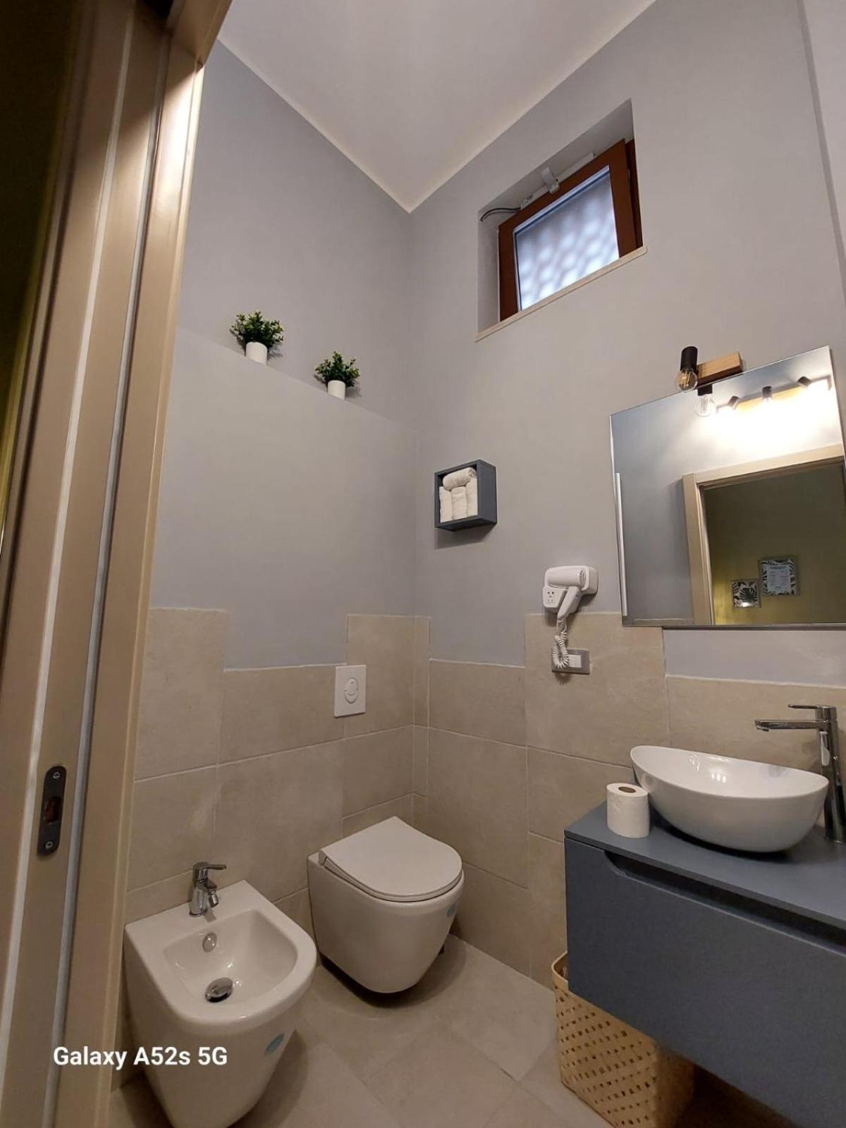 Happynesshouse_Locazione Turistica Apartamento Trani Exterior foto