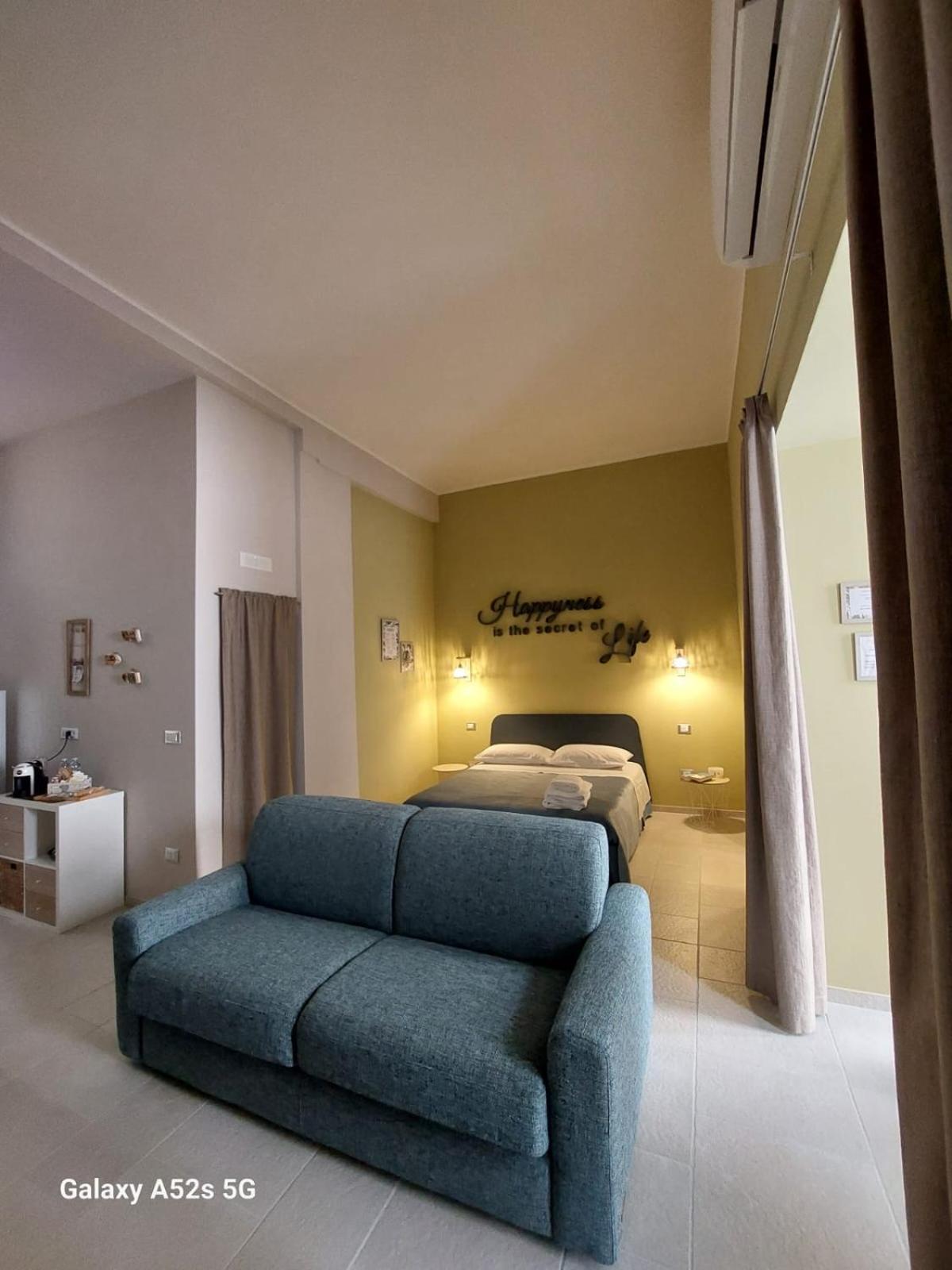 Happynesshouse_Locazione Turistica Apartamento Trani Exterior foto