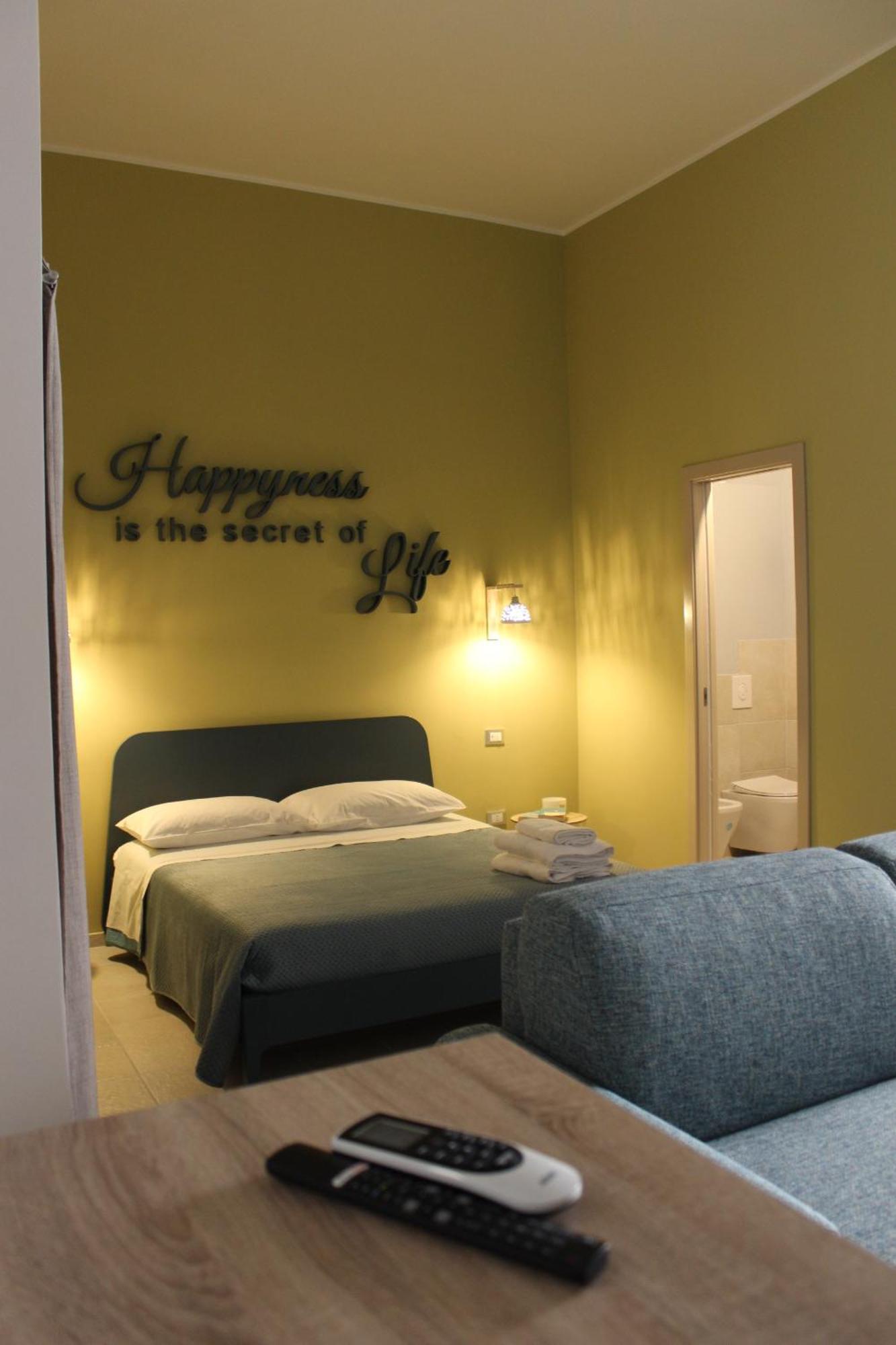 Happynesshouse_Locazione Turistica Apartamento Trani Exterior foto