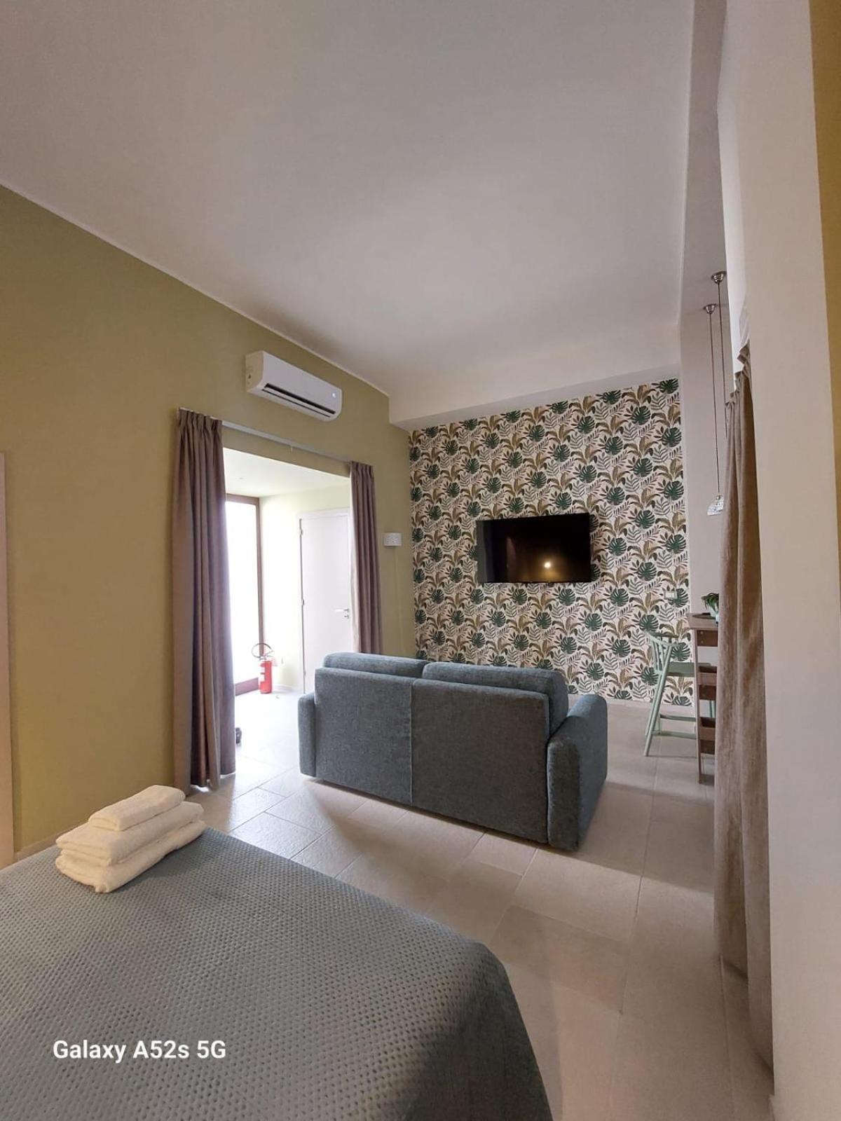Happynesshouse_Locazione Turistica Apartamento Trani Exterior foto